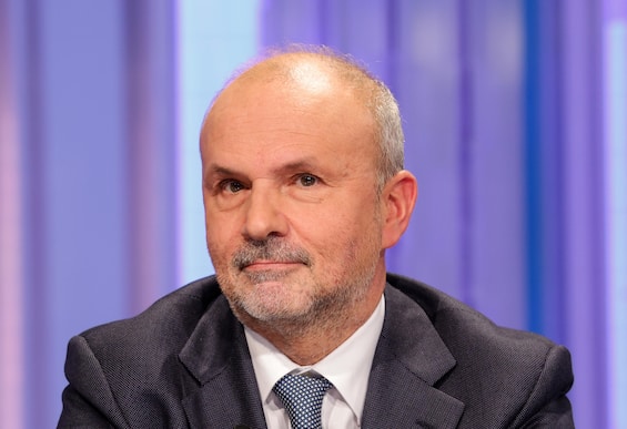 Covid, news di oggi. Schillaci: per asintomatici dopo 5 giorni rientro in attività Covid, news di oggi. Schillaci: per asintomatici dopo 5 giorni rientro in attività
